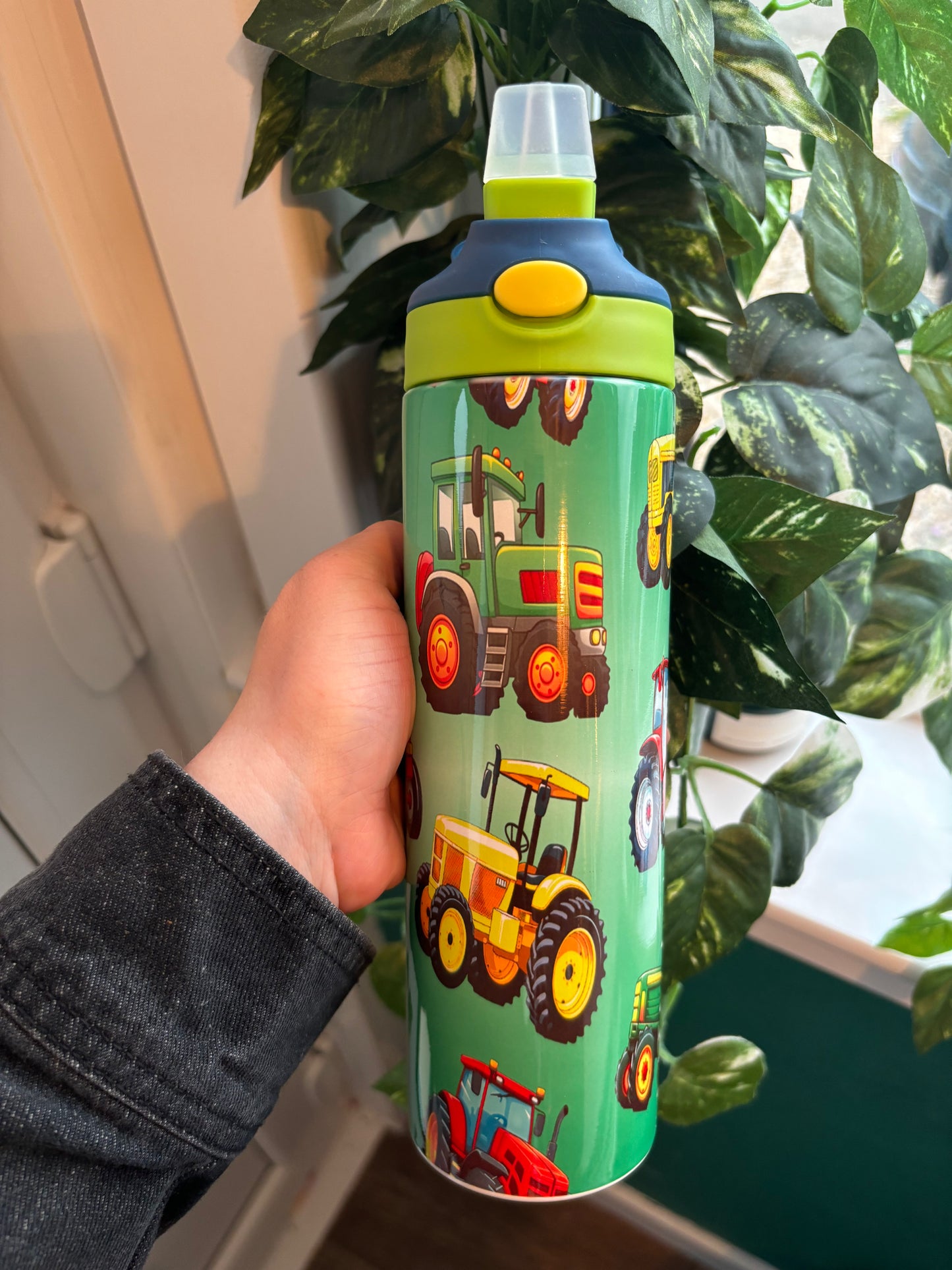 Children straw lid tumbler green tractor